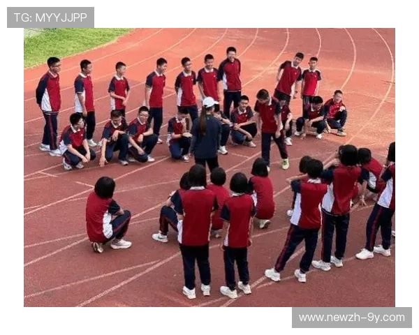 足球课堂新玩法 轻松学技巧 激发兴趣 引领青少年运动风潮